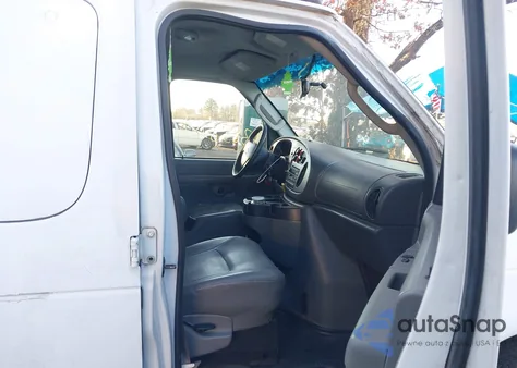 2008 Ford E-250 Commercial/Recreational из США, поврежденный, VIN 1FTNE24W18DA46376